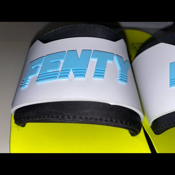 Puma Fenty by Rihanna Surf Slides - Picture 2 of 7